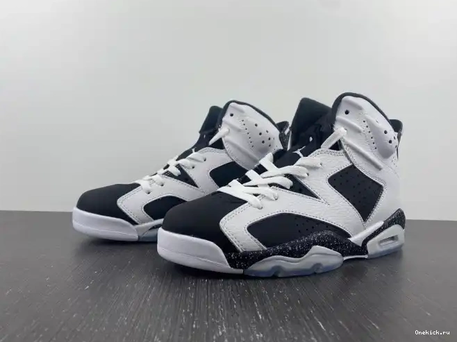 One Kick Jordan Oreo 6 Retro 384664-101 0523